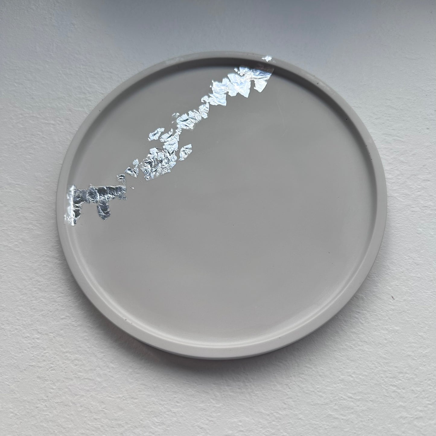 Fat, rundt, Grå/Sølv