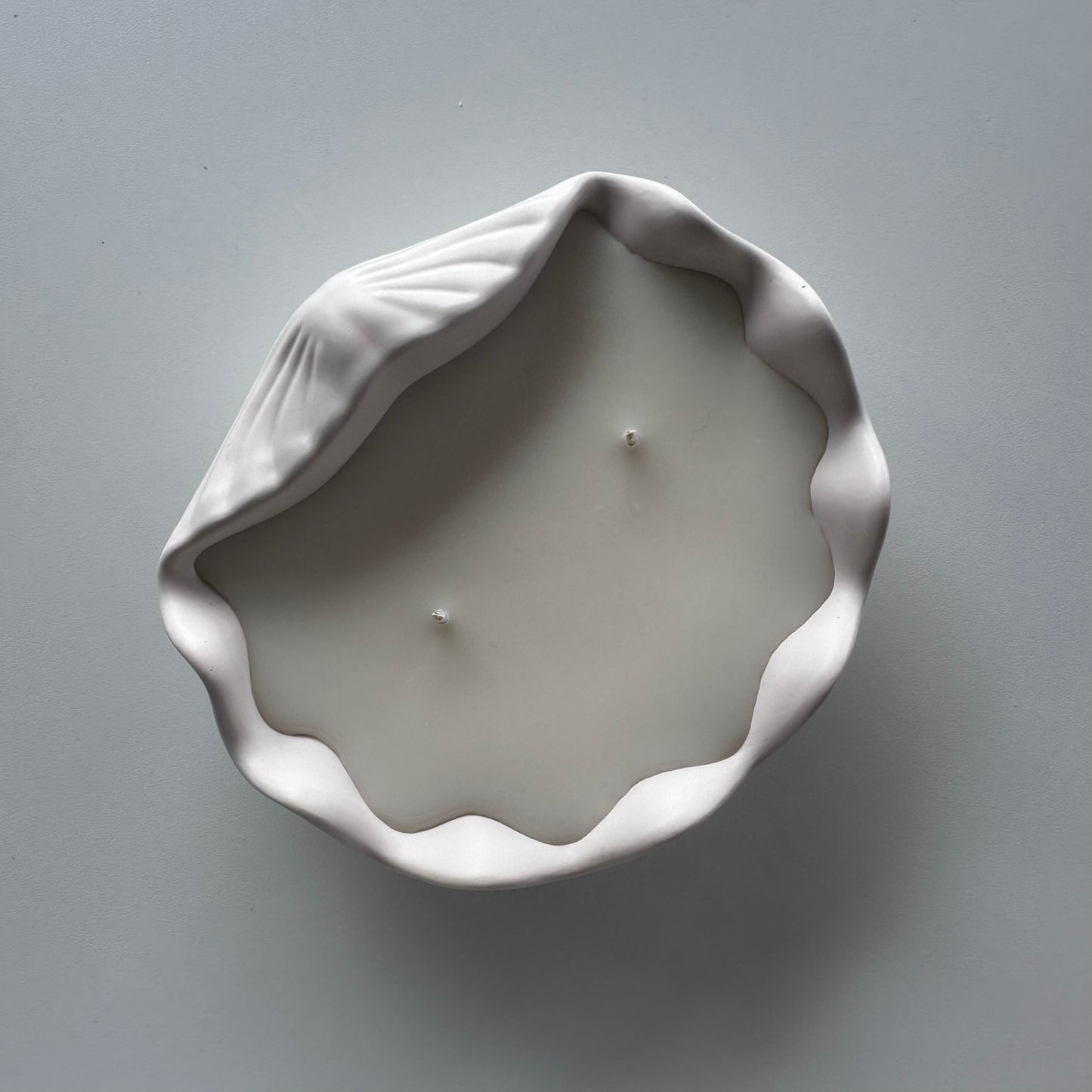 Soyalys i skjellskål, Beige