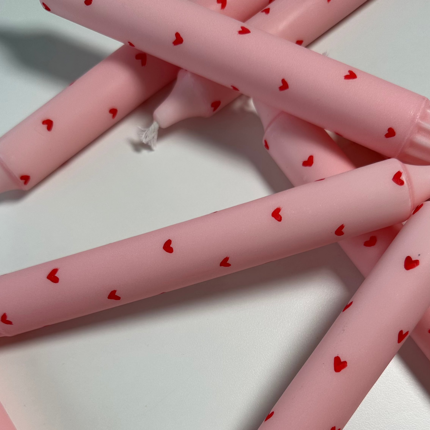 4 pk stearinlys, Rosa/Røde Hjerter