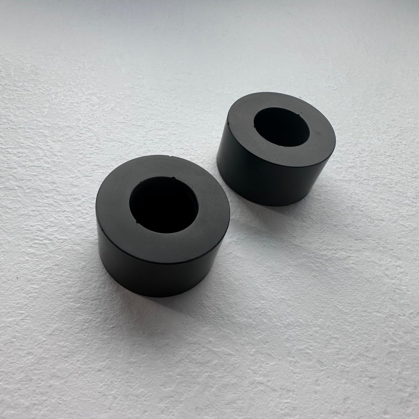 Lysestake, Rund, Sort