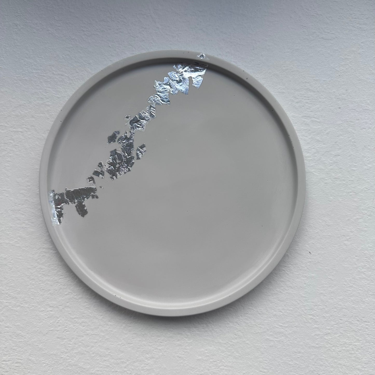 Fat, rundt, Grå/Sølv